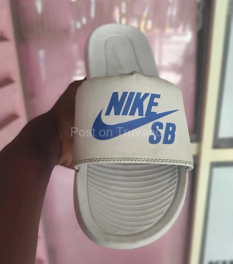 Nike slides