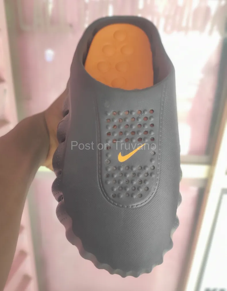 Nike mind 001 mules